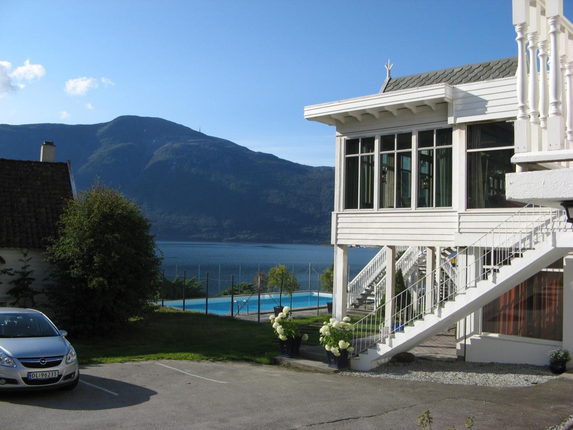 Hofslund Fjord Hotel Sogndal Dış mekan fotoğraf